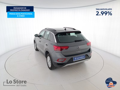 6 - Volkswagen T-Roc eschini auto