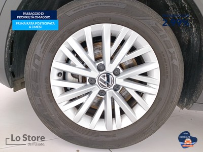8 - Volkswagen T-Roc eschini auto