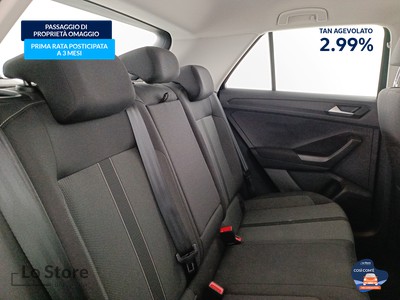 9 - Volkswagen T-Roc eschini auto