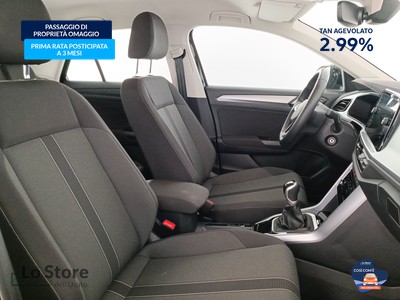 10 - Volkswagen T-Roc eschini auto