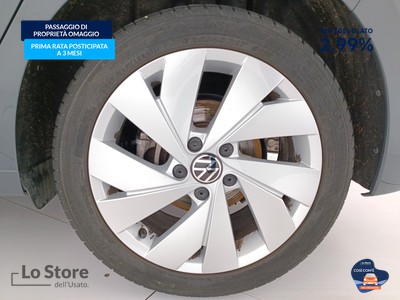 8 - Volkswagen Golf eschini auto