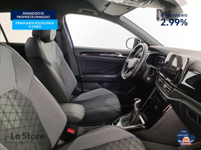 10 - Volkswagen T-Roc eschini auto