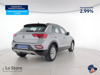 4 - Volkswagen T-Roc eschini auto