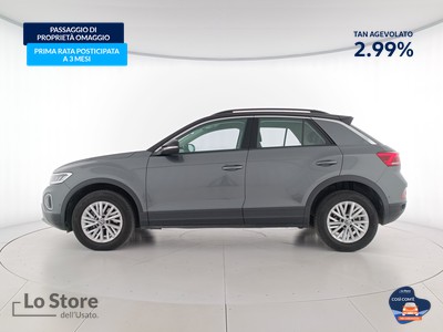 3 - Volkswagen T-Roc eschini auto