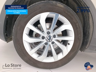 8 - Volkswagen T-Roc eschini auto