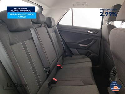 9 - Volkswagen T-Roc eschini auto