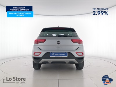 5 - Volkswagen T-Roc eschini auto