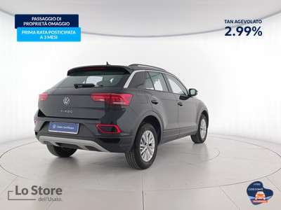 4 - Volkswagen T-Roc eschini auto