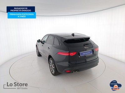 6 - Jaguar F-Pace eschini auto