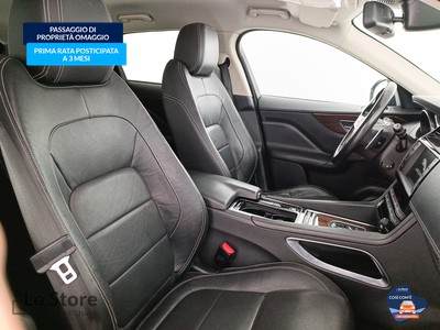 10 - Jaguar F-Pace eschini auto
