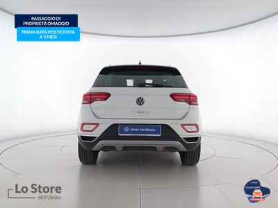 5 - Volkswagen T-Roc eschini auto