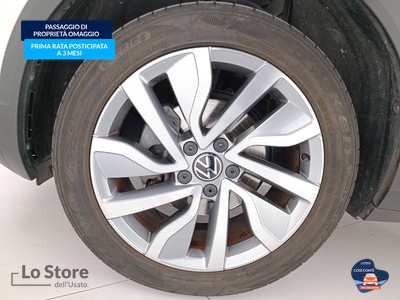8 - Volkswagen T-Roc eschini auto