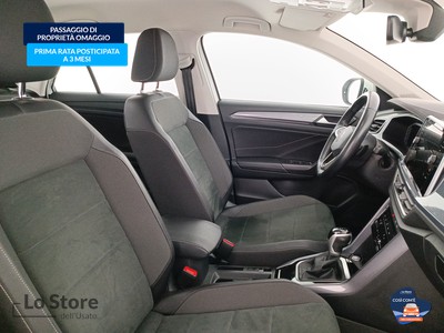 10 - Volkswagen T-Roc eschini auto