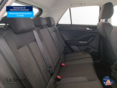 9 - Volkswagen T-Roc eschini auto