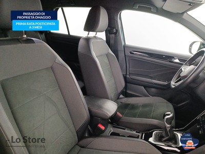 10 - Volkswagen T-Roc eschini auto