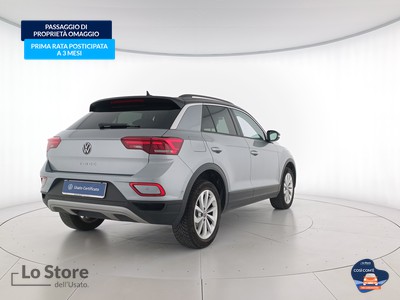 4 - Volkswagen T-Roc eschini auto