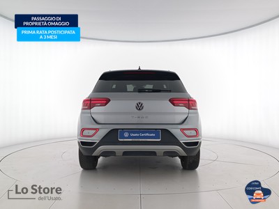 5 - Volkswagen T-Roc eschini auto