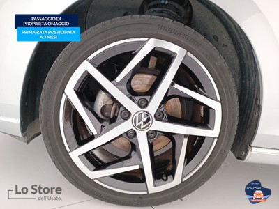 8 - Volkswagen Golf eschini auto