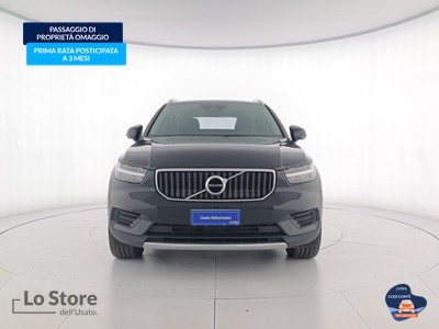 2 - Volvo XC40 eschini auto