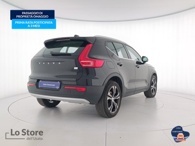 4 - Volvo XC40 eschini auto