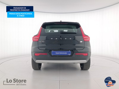 5 - Volvo XC40 eschini auto