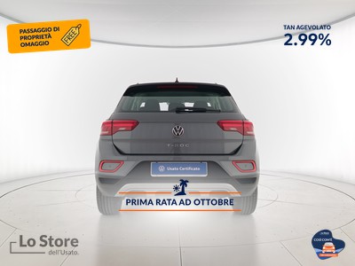 5 - Volkswagen T-Roc eschini auto