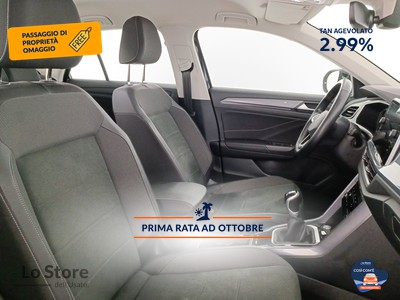 10 - Volkswagen T-Roc eschini auto