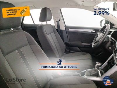 10 - Volkswagen T-Roc eschini auto