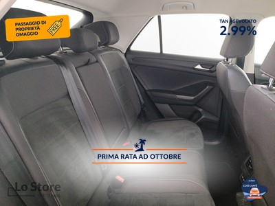 9 - Volkswagen T-Roc eschini auto