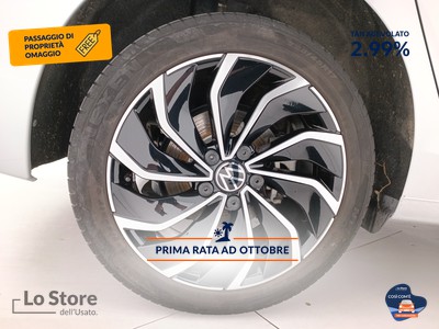 8 - Volkswagen Golf eschini auto