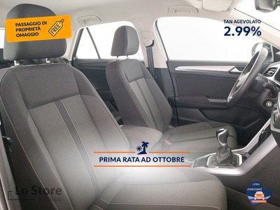10 - Volkswagen T-Roc eschini auto