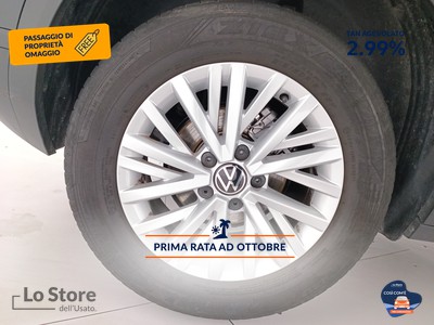 8 - Volkswagen T-Roc eschini auto