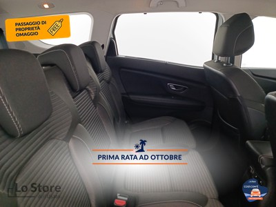10 - Renault Grand Scénic eschini auto