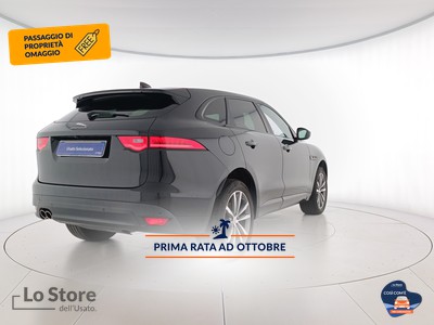 4 - Jaguar F-Pace eschini auto