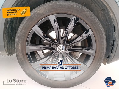 8 - Volkswagen T-Roc eschini auto