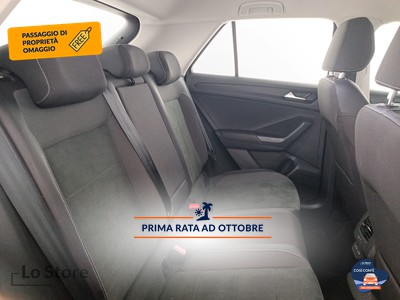 9 - Volkswagen T-Roc eschini auto