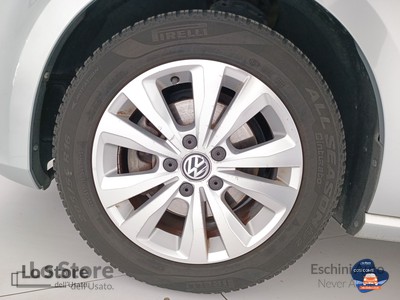 8 - Volkswagen Golf eschini auto