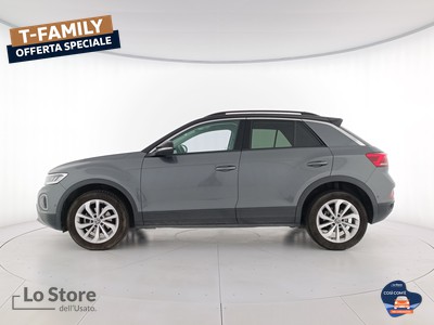 3 - Volkswagen T-Roc eschini auto