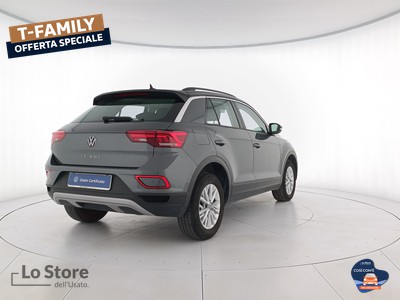 4 - Volkswagen T-Roc eschini auto
