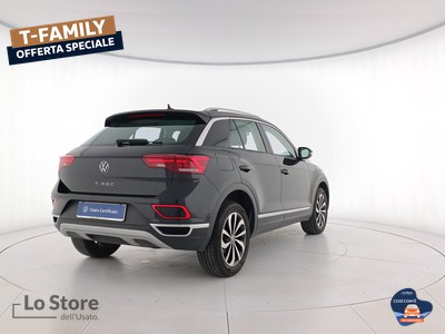 4 - Volkswagen T-Roc eschini auto
