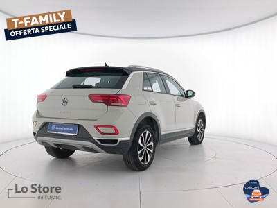 4 - Volkswagen T-Roc eschini auto