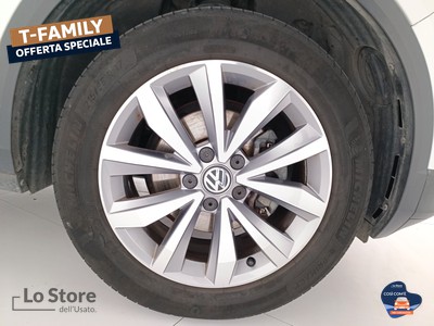 8 - Volkswagen T-Roc eschini auto