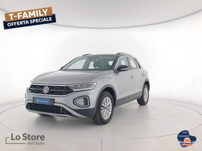 1 - Volkswagen T-Roc eschini auto