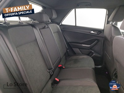 9 - Volkswagen T-Roc eschini auto