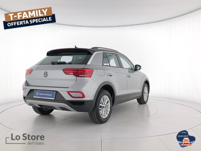 4 - Volkswagen T-Roc eschini auto