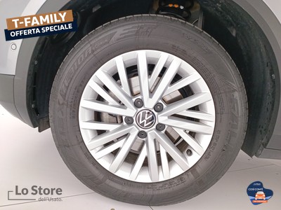 8 - Volkswagen T-Roc eschini auto