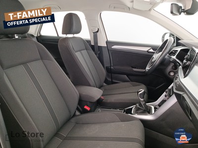 10 - Volkswagen T-Roc eschini auto