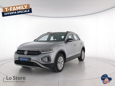 1 - Volkswagen T-Roc eschini auto
