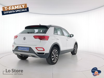 4 - Volkswagen T-Roc eschini auto