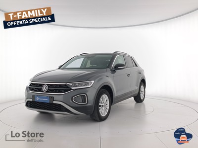 1 - Volkswagen T-Roc eschini auto